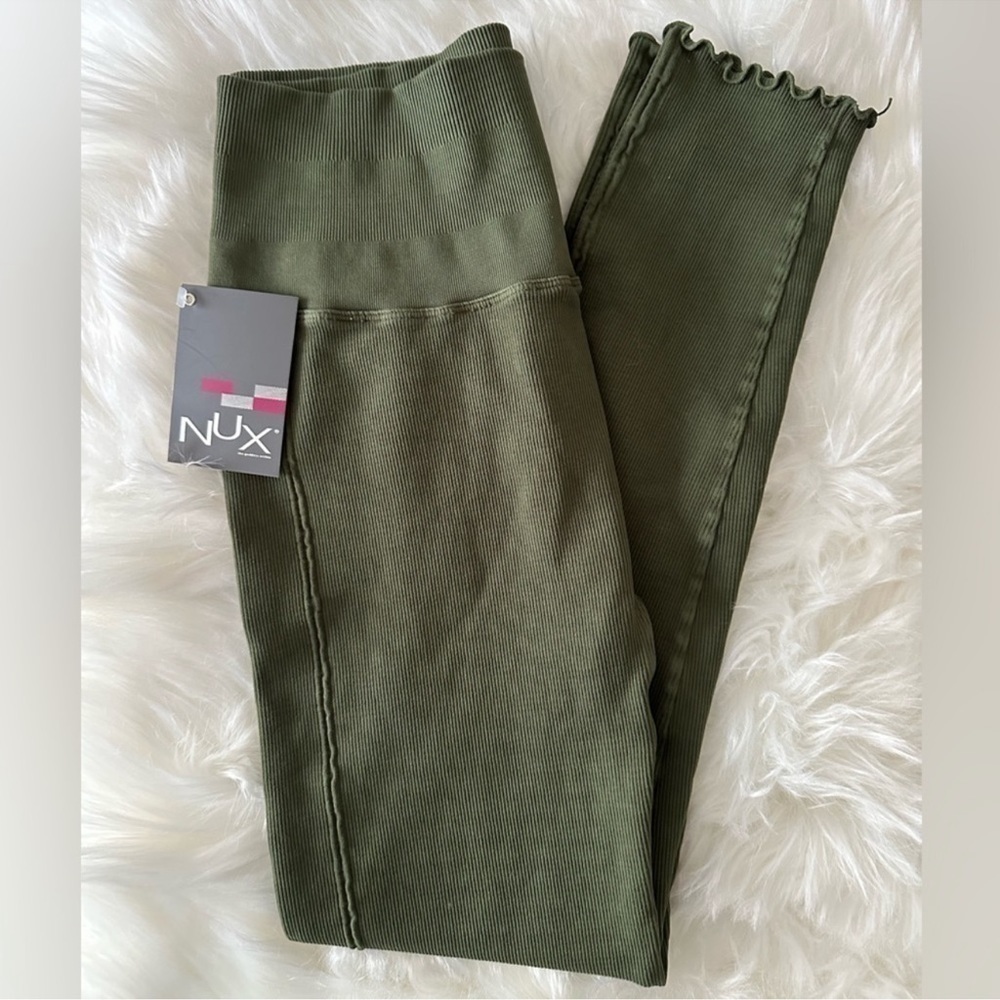 NWT NUX For The Frill High Rise Ribbed 7/8 Leggings Olive Green Size M/L NEW!!